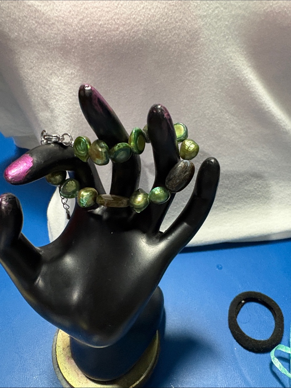 Green Iridescent Pearl Beaded Bracelet for Women - Unbranded